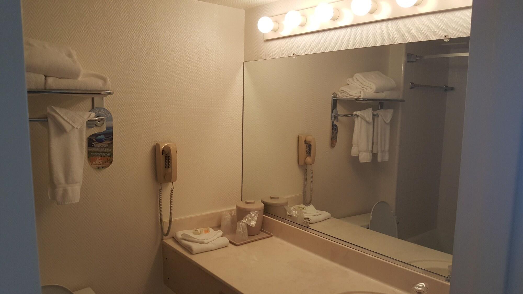 Magnuson Hotel Marina Cove St. Petersburg Bagian luar foto